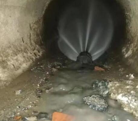 加格达奇市政管道清淤