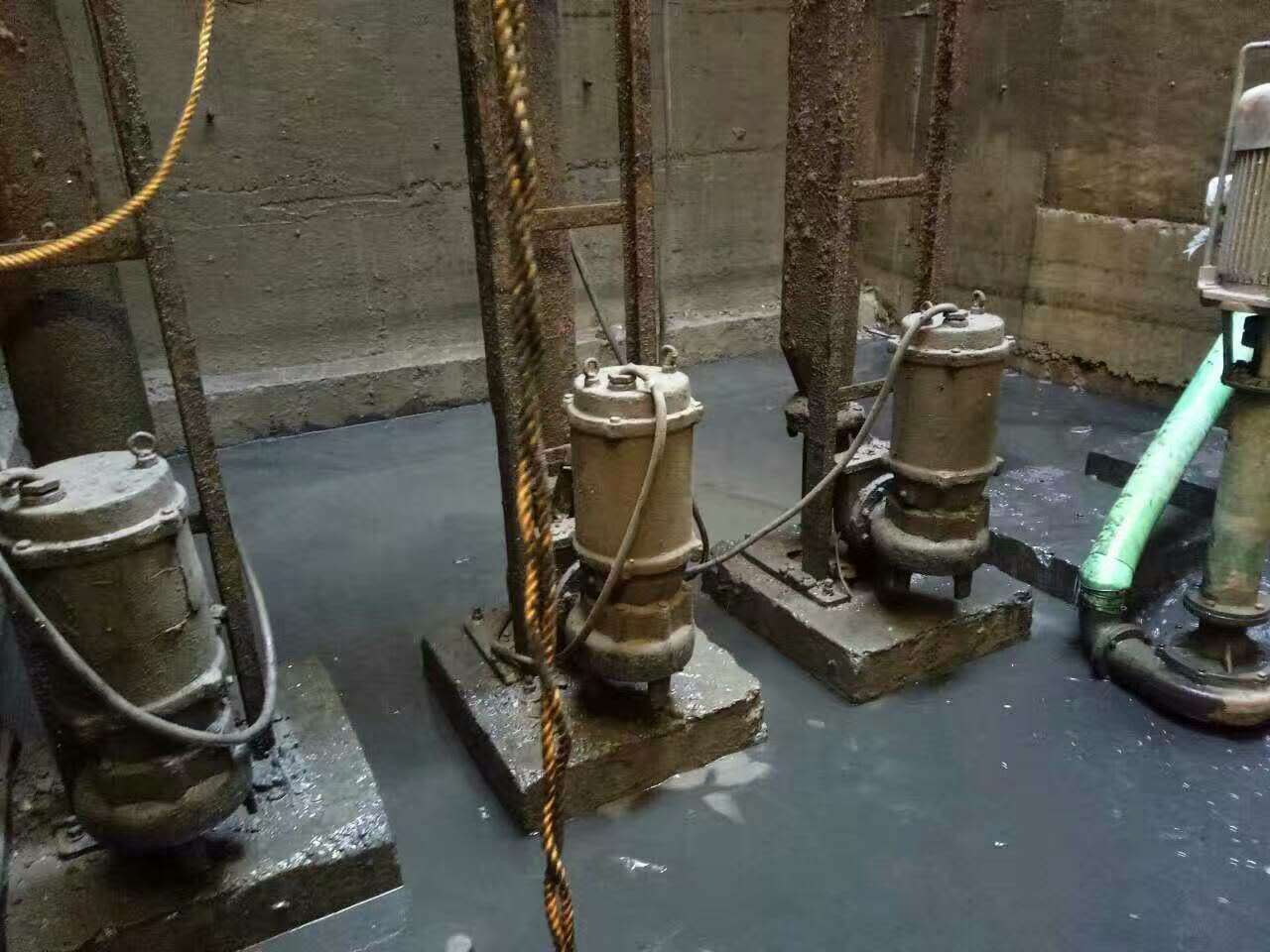 加格达奇污水池清理